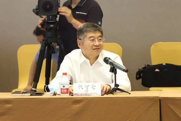 集团与哈尔滨新区管委会签订战略合作协议