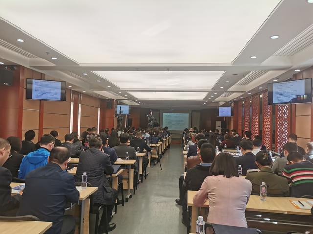 培养专业投资人服务龙江企业